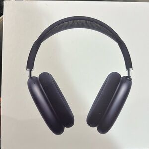 Never worn Black AirPod max pros